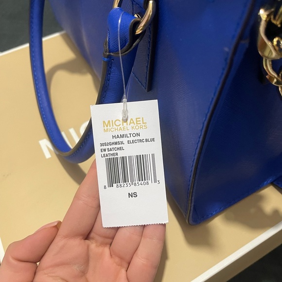 Michael’s Kors purse - Picture 5 of 5